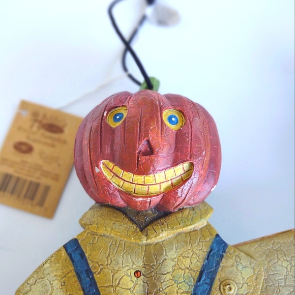 Pumpkin Scarecrow Pull Decoration - Picture 5 of 8